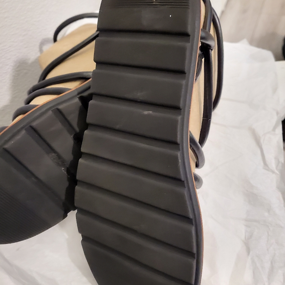 Nordstrom Brand Strappy Sandals - Picture 5 of 6